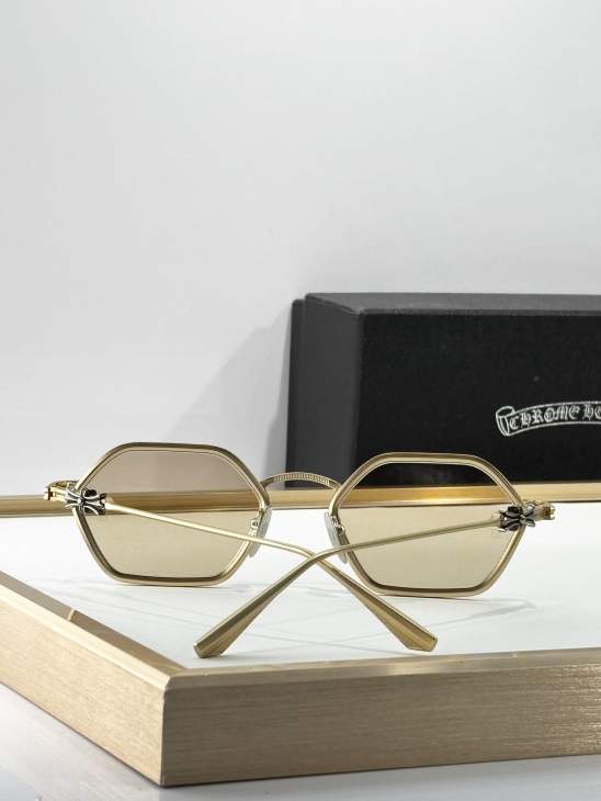 Picture of Chrome Hearts Sunglasses _SKUfw75976566fw